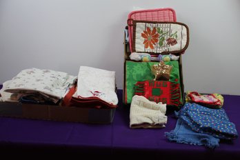 Pot Holders, Paper Napkins, Miscellaneous