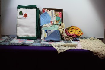 Quilted Table Runner 17.5 X 70, Doilies, Kitchen Linens