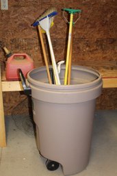 Plastic Trash Can, No Lid, Gas Can, Handles