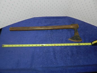 VINTAGE VIKING BARBARIAN BATTLE AXE TOMAHAWK C