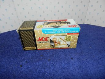 ERTL COLLECTIBLES ACE HARDWARE 1930 FORD MODEL A ROADSTER