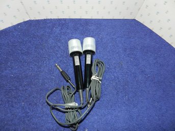 2 SONY F-26 CARDOID MICROPHONES