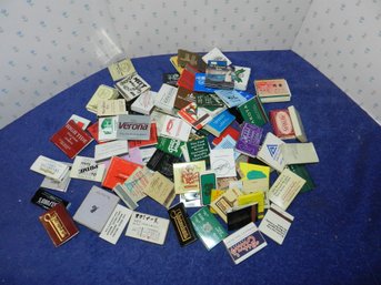 COLLECTION OF 100 VINTAGE MATCHBOOKS 1960S - 1980S D