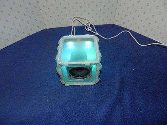 AUTHENTIC BOSE BUILD BLUETOOTH LED SPEAKER WITH CHARGER