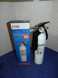 KIDDE MARINER 10 BOAT FIRE EXTINGUISHER IN BOX