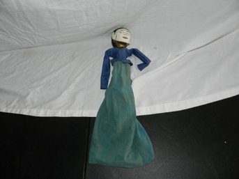 VINTAGE ASIAN STICK PUPPET BOTH ARMS MISSING