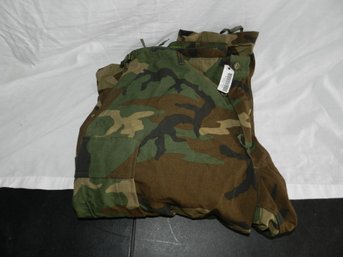 ARMY CAMO CARGO PANTS SIZE XX