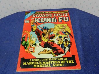 VINTAGE OVERSIZED COMIC BOOK 1975 SAVAGE FISTS OF KUNG FU #1