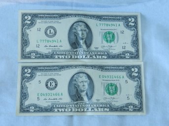 PAIR OF THOMAS JEFFERSON $2 BILLS