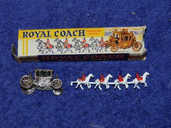 VINTAGE BENBROS CORONATION ROYAL COACH MINIATURE MODEL