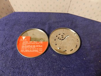 PAIR OF CUISINART SHREDDING BLADES