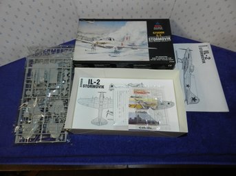 ACCURATE MINIATURES IL-2 STORMOVIK MODEL KIT 3409