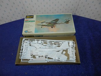 HASEGAWA A6-A INTRUDER FIGHTER JET MODEL KIT JS-023
