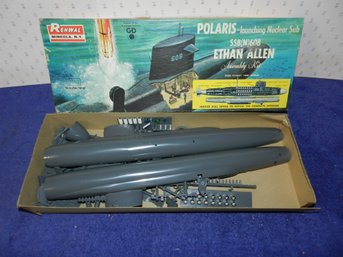 VINTAGE RENWAL ETHAN ALLEN POLARIS NUCLEAR SUB MODEL KIT 652
