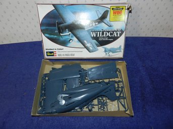 REVELL GRUMMAN F4F WILDCAT MODEL KIT 4406