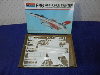 MONOGRAM F-16 AIR FORCE FIGHTER MODEL KIT 5401