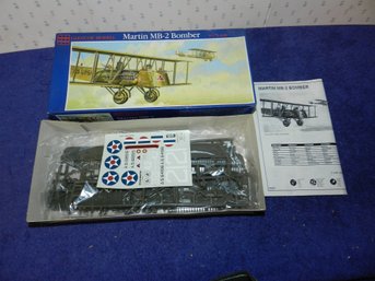 GLENCOE MARTIN MB-2 BOMBER MODEL KIT 05001