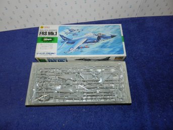 HASEGAWA FRS MK.1 SEA HARRIER MODEL KIT D19