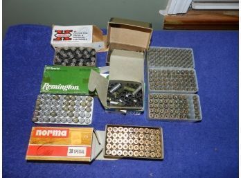 LARGE LOT OF RELOADING BRASS SHELLS VARIOUS CALIBER