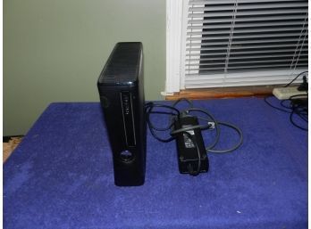 XBOX 360 SLIM HDMI WITH POWER BRICK TESTED WORKS