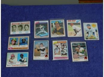 LOT OF 1970S BASEBALL CARDS RICKY HENDERSON ROLLIE FINGERS NOLAN RYAN MORE