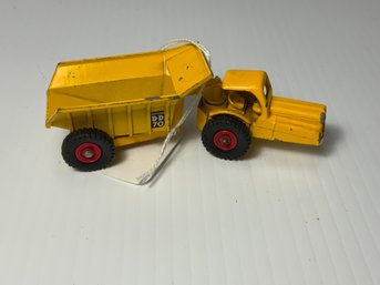 Matchbox M-10 Dinkum Dumper
