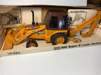 Ertl Case Backhoe 580 In Original Box