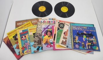 Lot Of 25 Children's Vinyl Records - Lot #11 - Disney & Superman