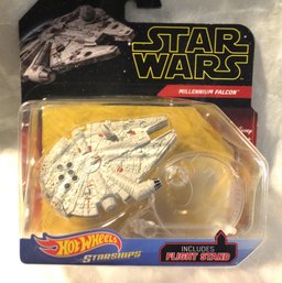 STAR WARS MILLENNIUM FALCON