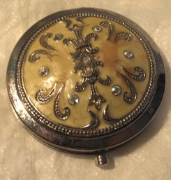 Decorative Compact Mirror