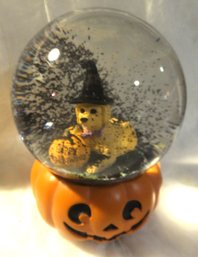 HALLOWEEN MUSICAL WATER BALL