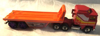 HOT WHEELS KENWORTH TRACTOR & FLAT BED