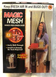 MAGIC MESH SCREEN DOOR