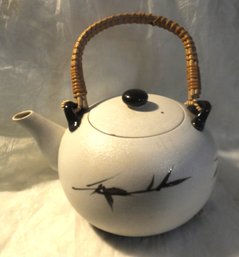 CHINESE TEA POT