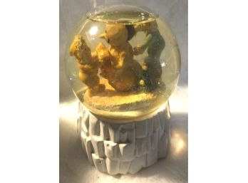 CHRISTMAS GLOBE MUSICAL