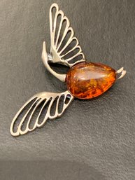 Lovely Vintage Sterling Silver Amber Bird Brooch Pin .