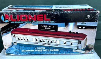 (W)1989  LIONEL 6-12722 Lioneville Illuminated Roadside Diner With Smoke