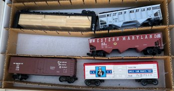 (C56) Misc. Lot Of Train Cars In Rail Carrier Box