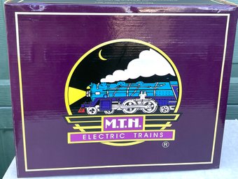(B13) M.T.H. Electric Trains Metal Lamp Post Set