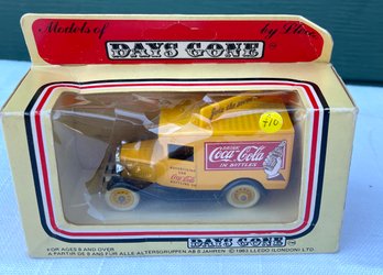 (E104) Lledo Days Gone 1983 Coca-Cola Soda Die-Cast Yellow Model T Ford 1:60 Scale