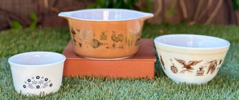 Vintage Pyrex Mixing Bowls