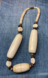 (J48) Vintage Boho Beaded Necklace