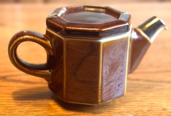 Hall China Classic Series Teapot With Metal Spout Tip (P)