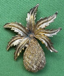 (J307) Vintage Textured Gold-Tone Pineapple Brooch  1960s Bold Tropical Statement
