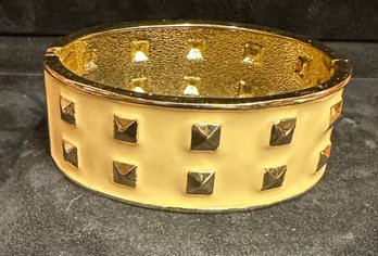 Vintage Spring Bracelet