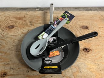 Frying Pan 10' & Utensils