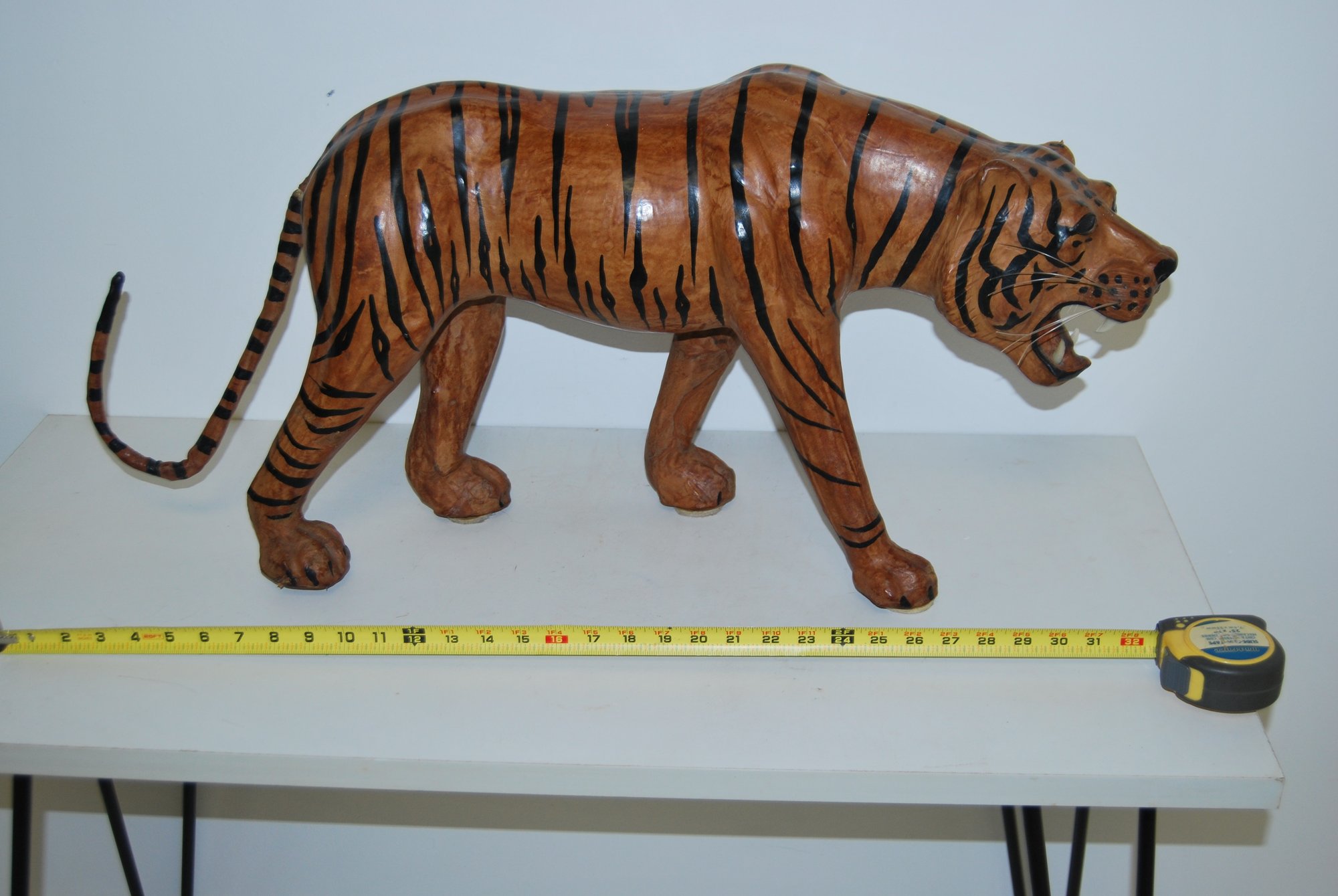 Tiger Pickers Leather Wrapped Tiger Figurine #2262888 | Auctionninja.com