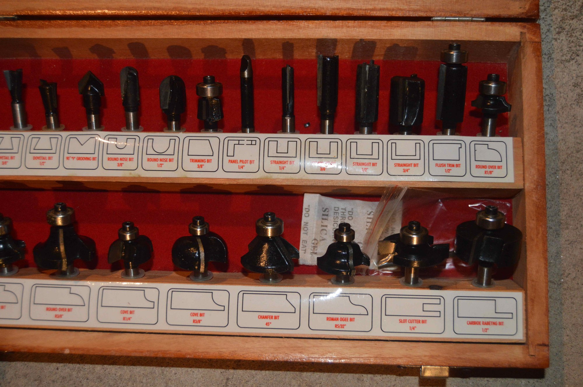 Handy Toughest Router Bit Set In Wooden Box #2130627 | Auctionninja.com