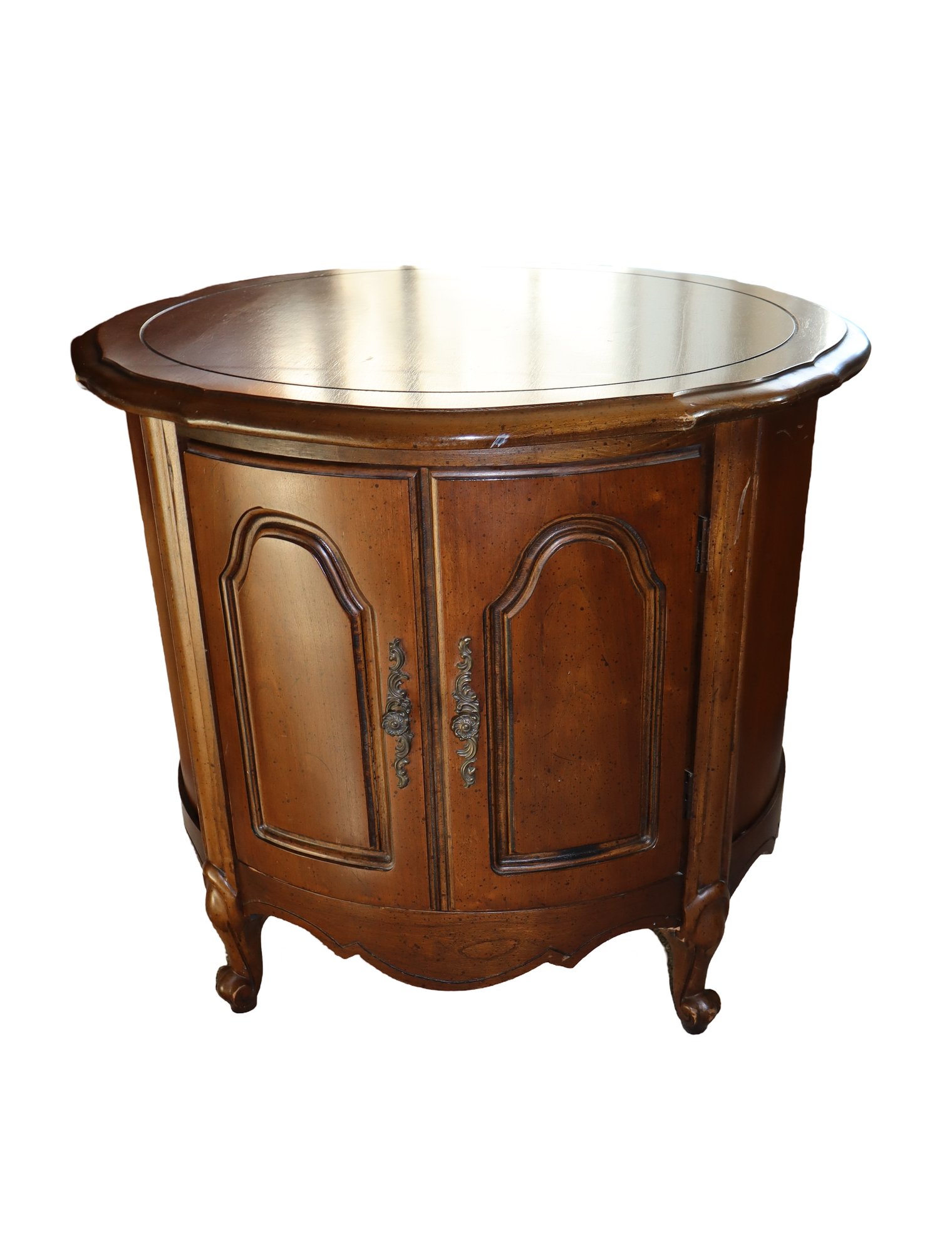 Vintage French Provincial Drum Table #2037204 | Auctionninja.com