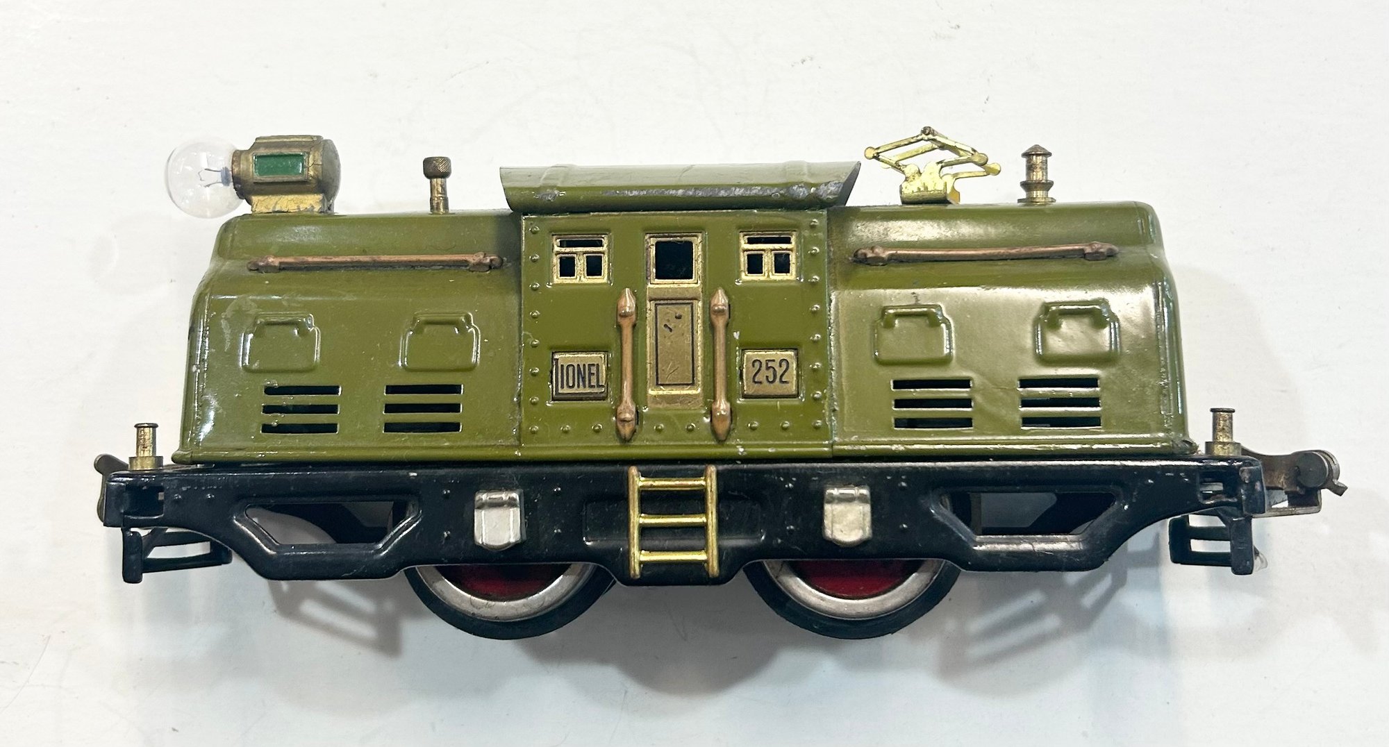 Linel 252 Vintage Lionel 252 Electric Outline O Gauge Locomotive #2334335 ...